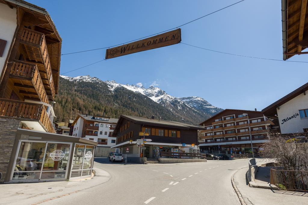 Postgebaeude Apartamento Grächen Exterior foto